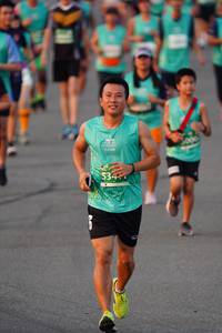 BIB: 534
                            <button type="button" onclick="openModal(10510741)" class="btn btn-primary btn-sm float-right btn-popup" data-toggle="modal" data-target=".modal-high-quality">
                        <i class="fas fa-shopping-cart"></i> Add to Cart
                    </button>
                                            <button type="button" onclick="isThisMe(10510741, true)" class="btn btn-success btn-sm float-right btn-popup btn-isme hidden" data-toggle="tooltip" data-placement="bottom" title="นี่คือรูปของคุณใช่ไหม คลิกที่นี่เพื่อเอาเข้าอัลบั้ม">
                        <i class="fas fa-plus"></i> Add to album
                    </button>
                    <button type="button" onclick="isThisMe(10510741, false)" class="btn btn-warning btn-sm float-right btn-popup btn-isnotme hidden">
                        <i class="fas fa-ban"></i> Remove from album
                    </button>